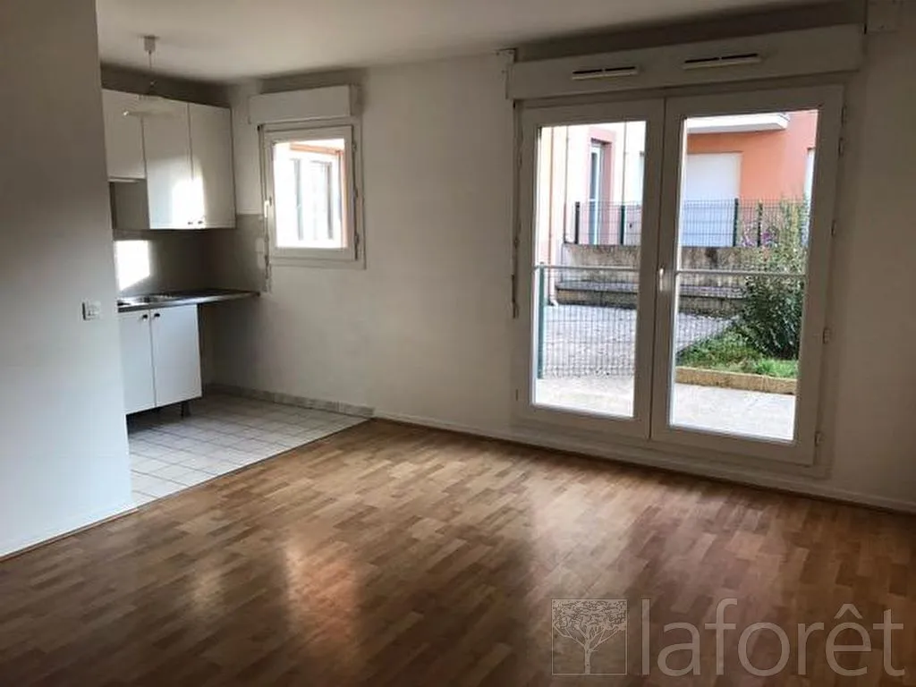 Cuisine - Appartement 2 Pièces avec Terrasse à Arpajon Centre