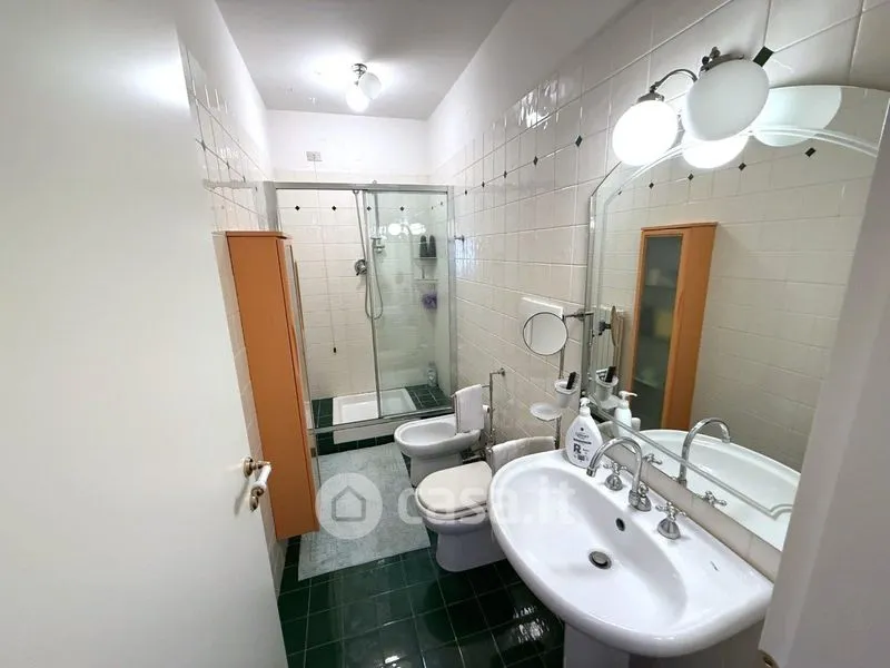 Salles de bain - Mansard Attico with Panoramic View in Macerata
