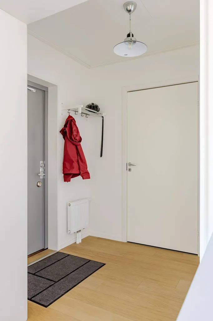 Entrée - Modern Flat with Sunny Balcony in Stockholm
