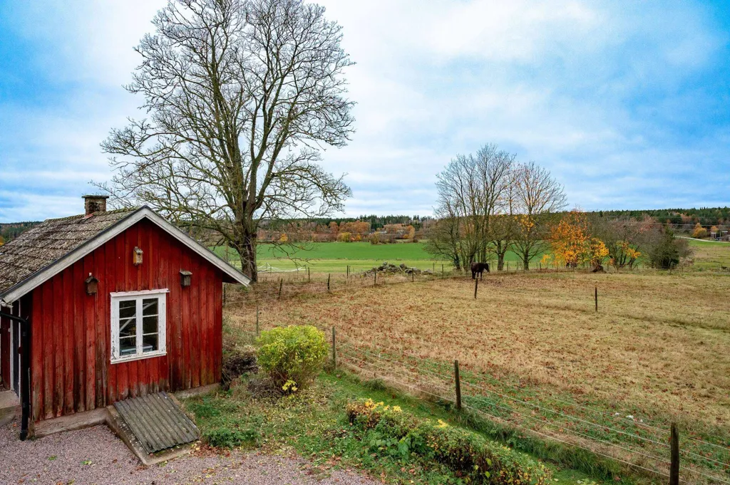 Extérieur - Red Villa with Garage in Skövde
