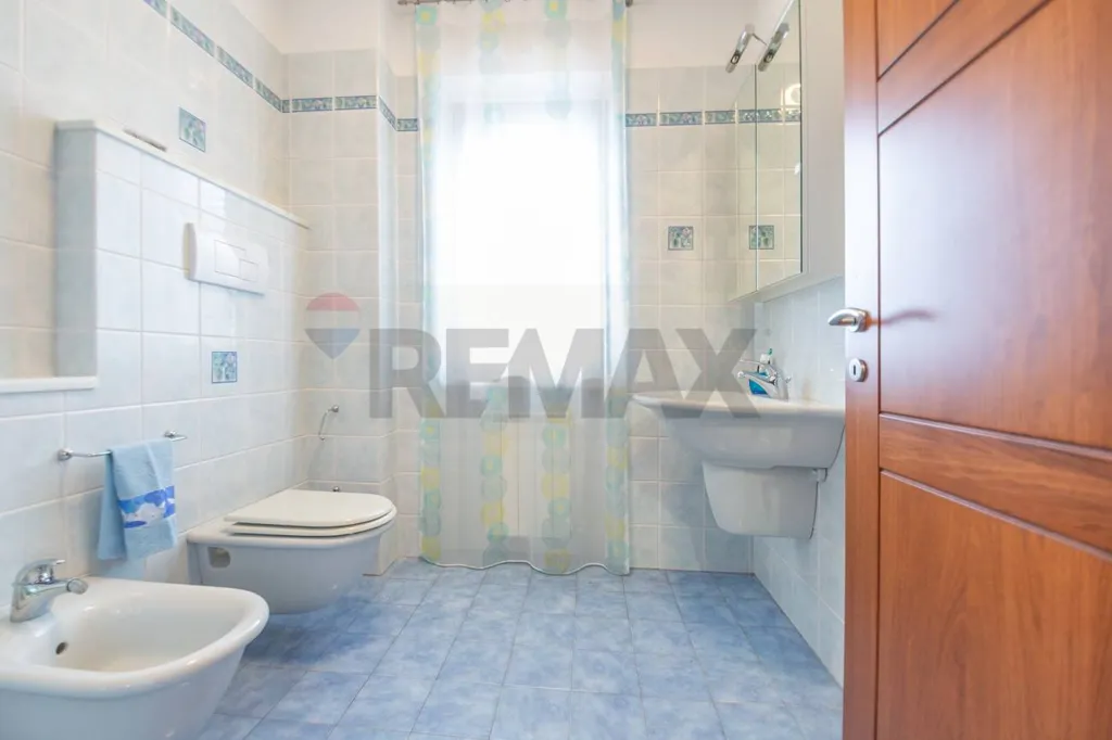 Salles de bain - Contemporary Villa near Montecilfone Coast