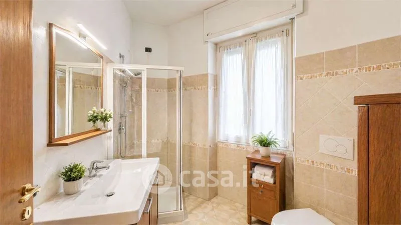 Vannitoad - Spacious 3-Bedroom Apartment in Arcore