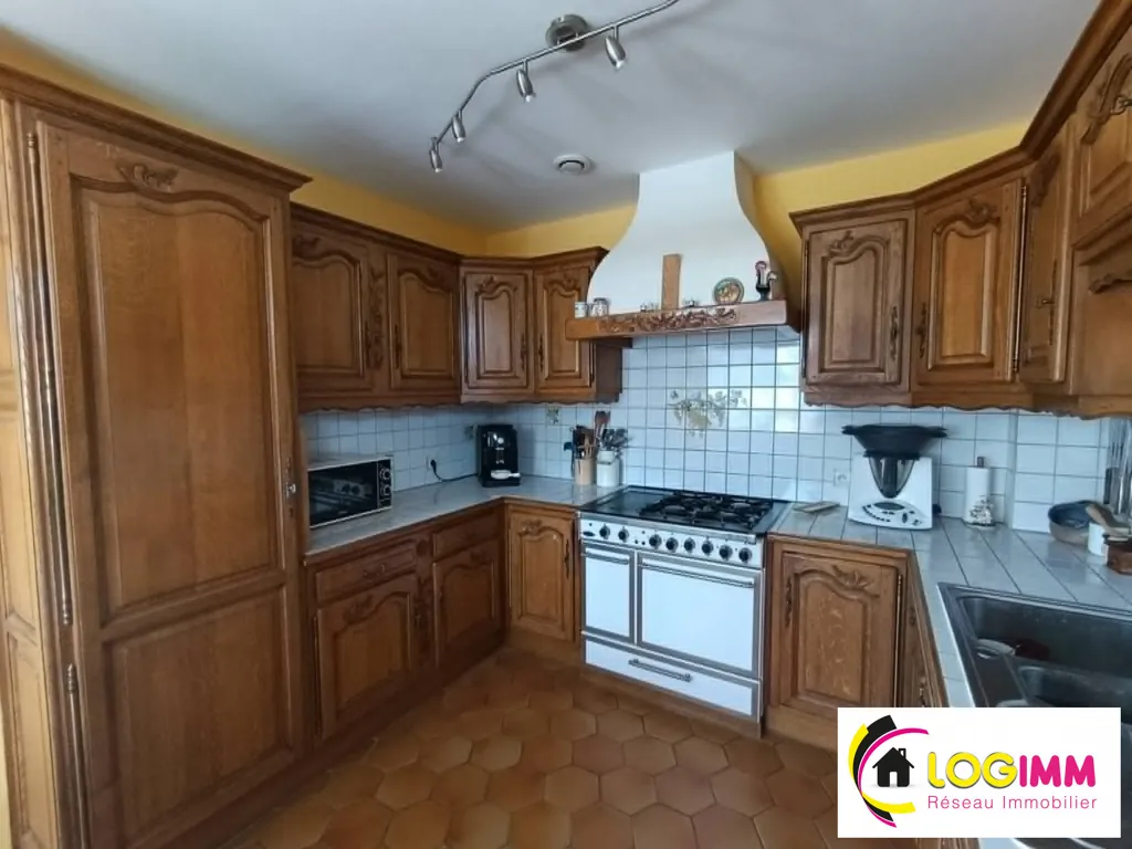 Kitchen - Semi-Detached House with Garden in Anzin