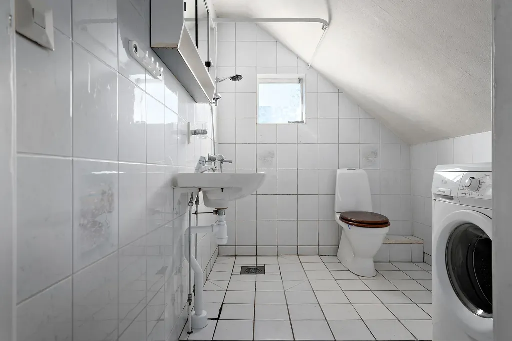 Salles de bain - Charming 1½-Floor Villa with Garden in Gislaved