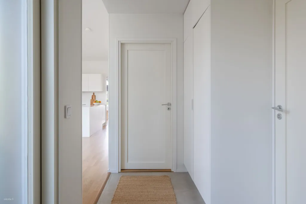 Entrée - Modern Flat with Garden in Ylästö, Vantaa