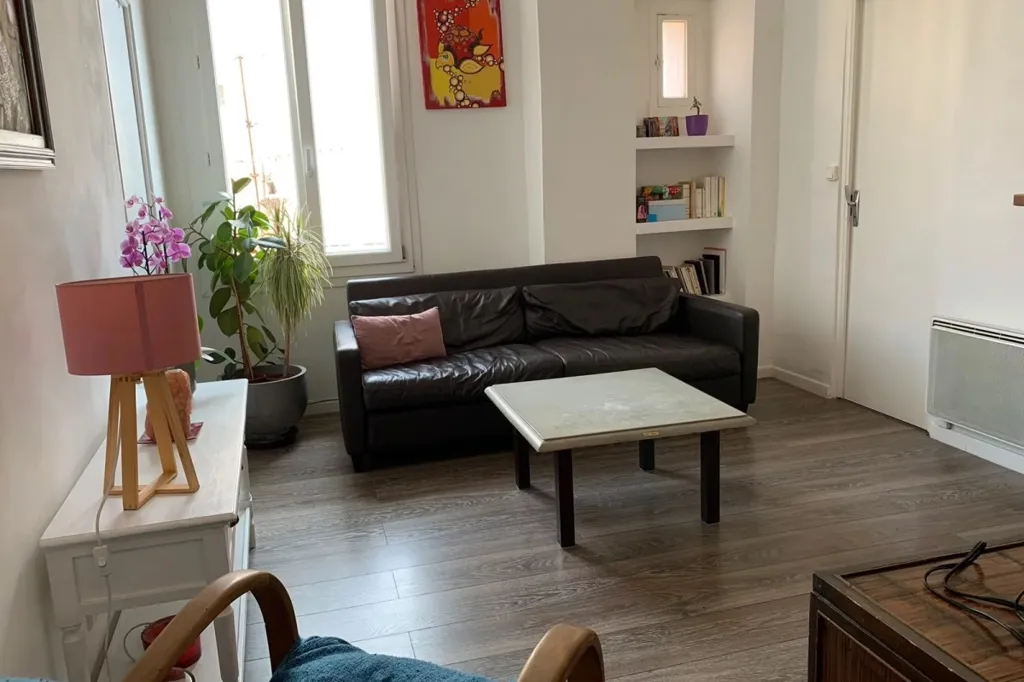 Elutuba - 3-Bedroom Apartment with Balconies in Nice