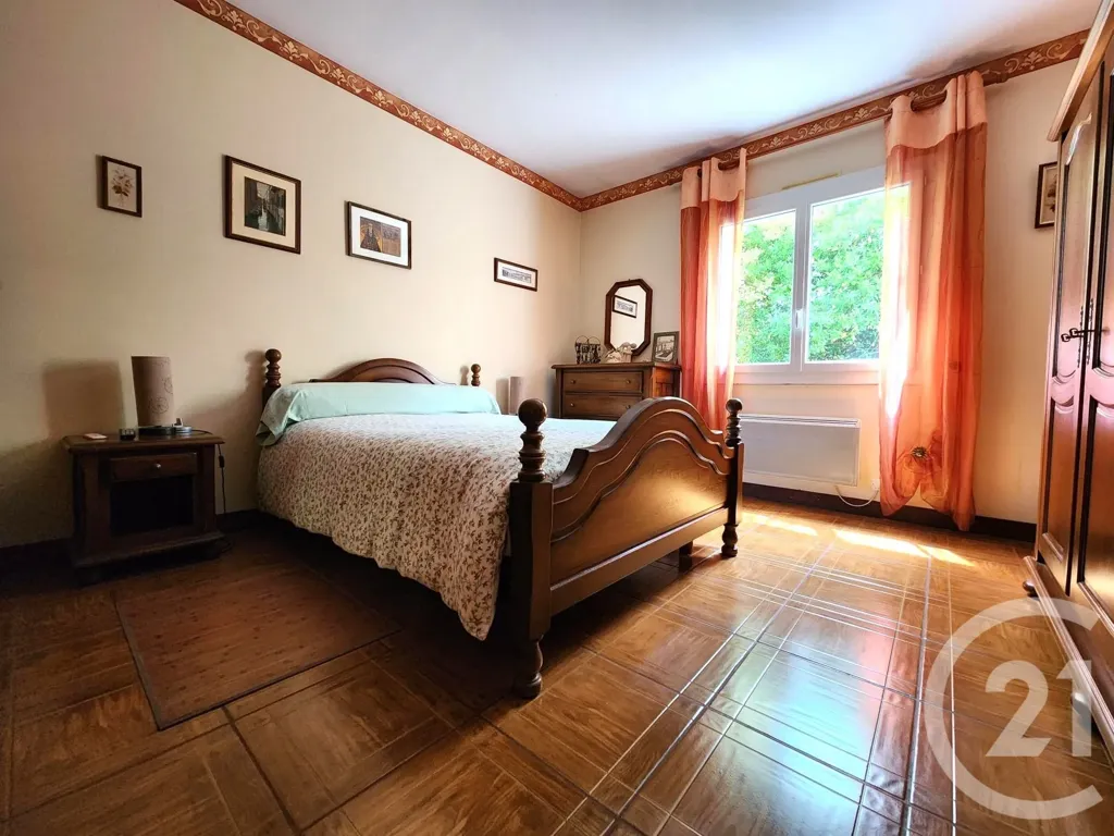Magamistoad - 7-Piece House with Garden in Lamarque