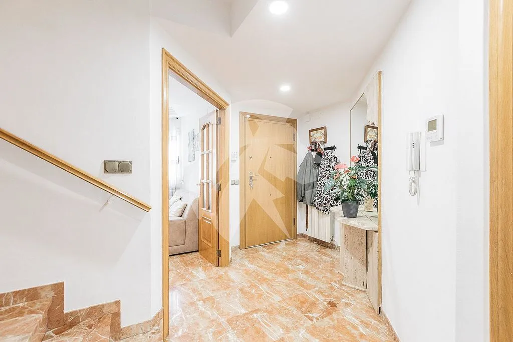 Entrée - Terraced House with Garage in Alaquàs