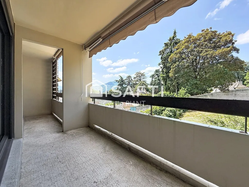 Balcone - Apartment with Balcony in Rives