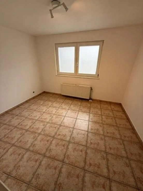 Pièces - Appartement à Jemeppe-sur-Sambre, Rue de la Station