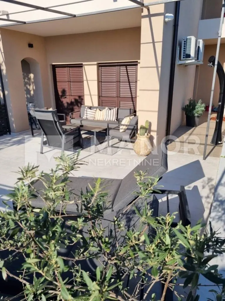 Terrass - Modern Studio with Terrace in Kostrena