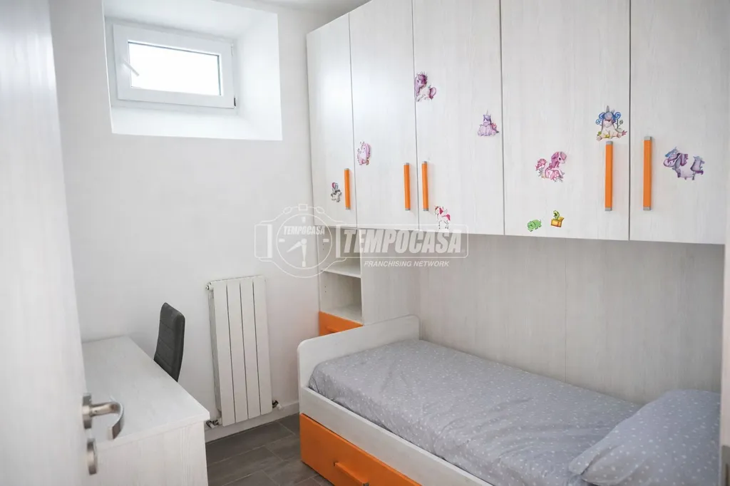 Chambres - Rear-Facing Apartment with Garden in Ancona