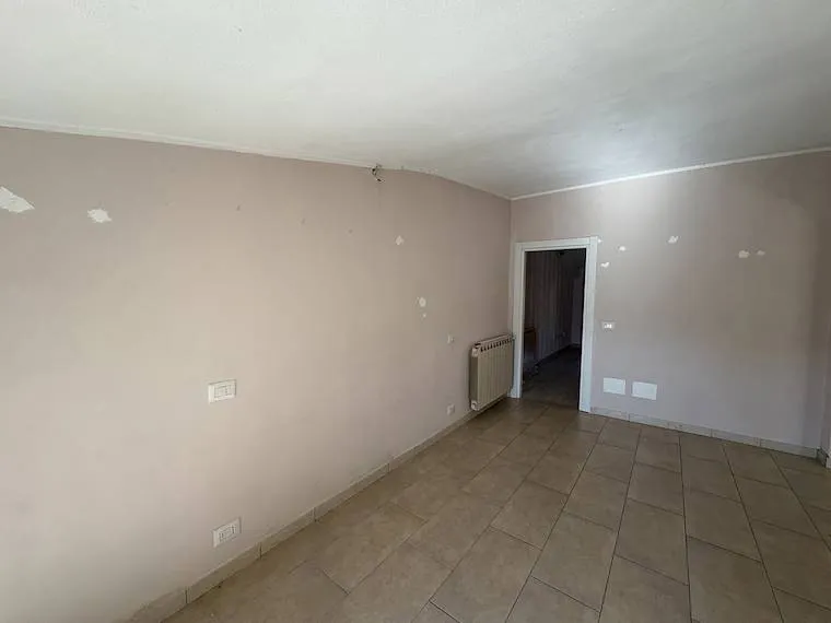 Zimmer - Rearranged Apartment with Balcony in Gallicano