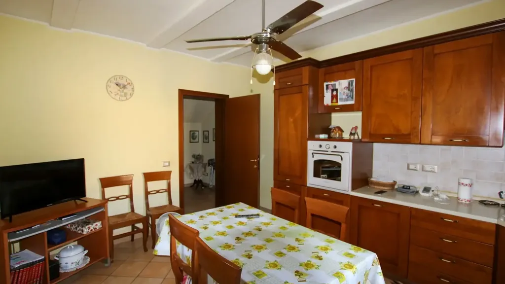 Salle à manger - Villa with Garden in Concordia Sulla Secchia