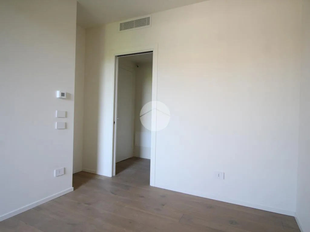 Pièces - Modern Condo with Terrace in Central Cesena