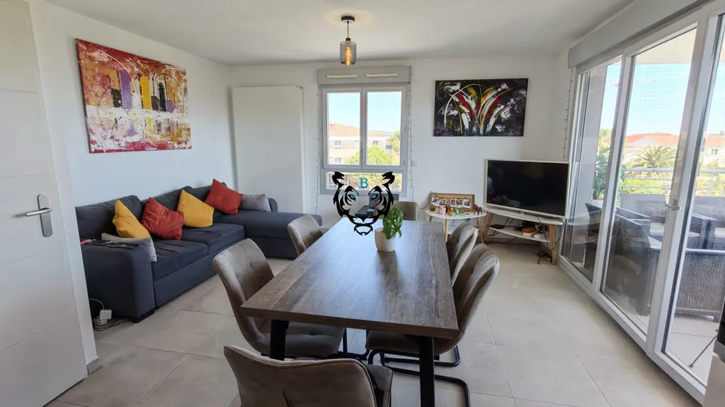 Sala da pranzo - Modern 2-Bed Flat with Terrace in Puget-sur-Argens