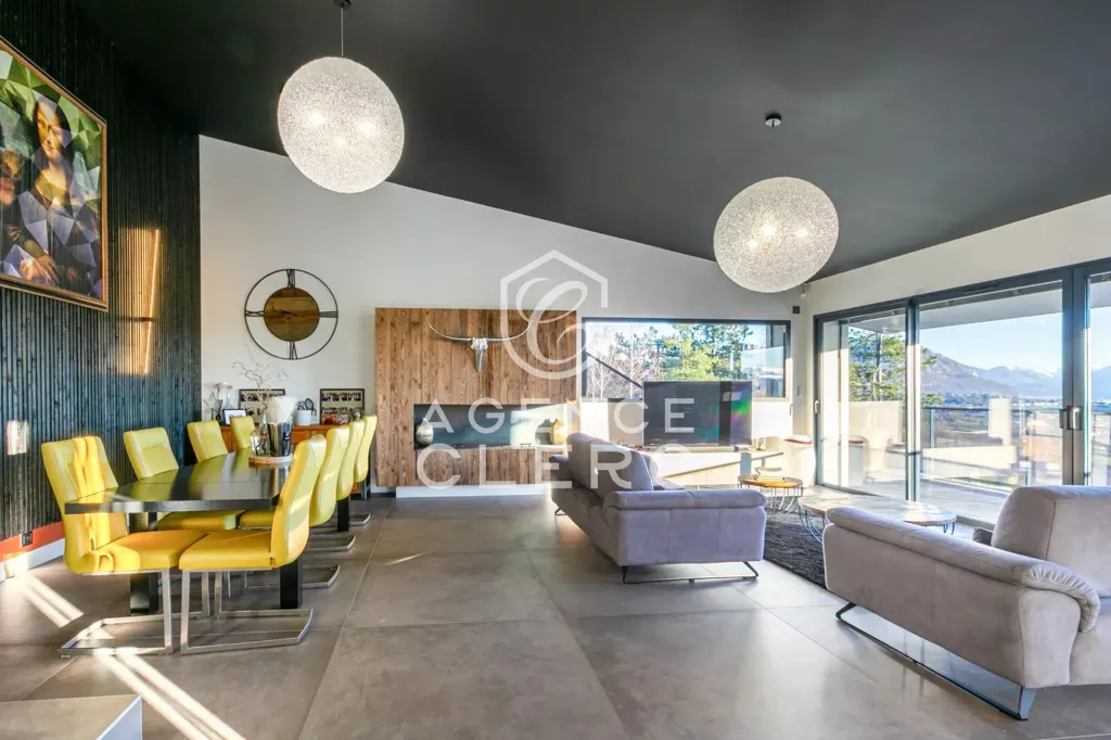 Salle à manger - Villa Contemporaine avec Vue Lac à Pringy