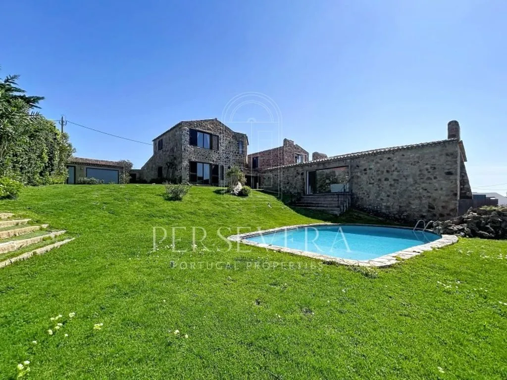 Bassein - Villa with Ocean Views in Biscaia, Cascais