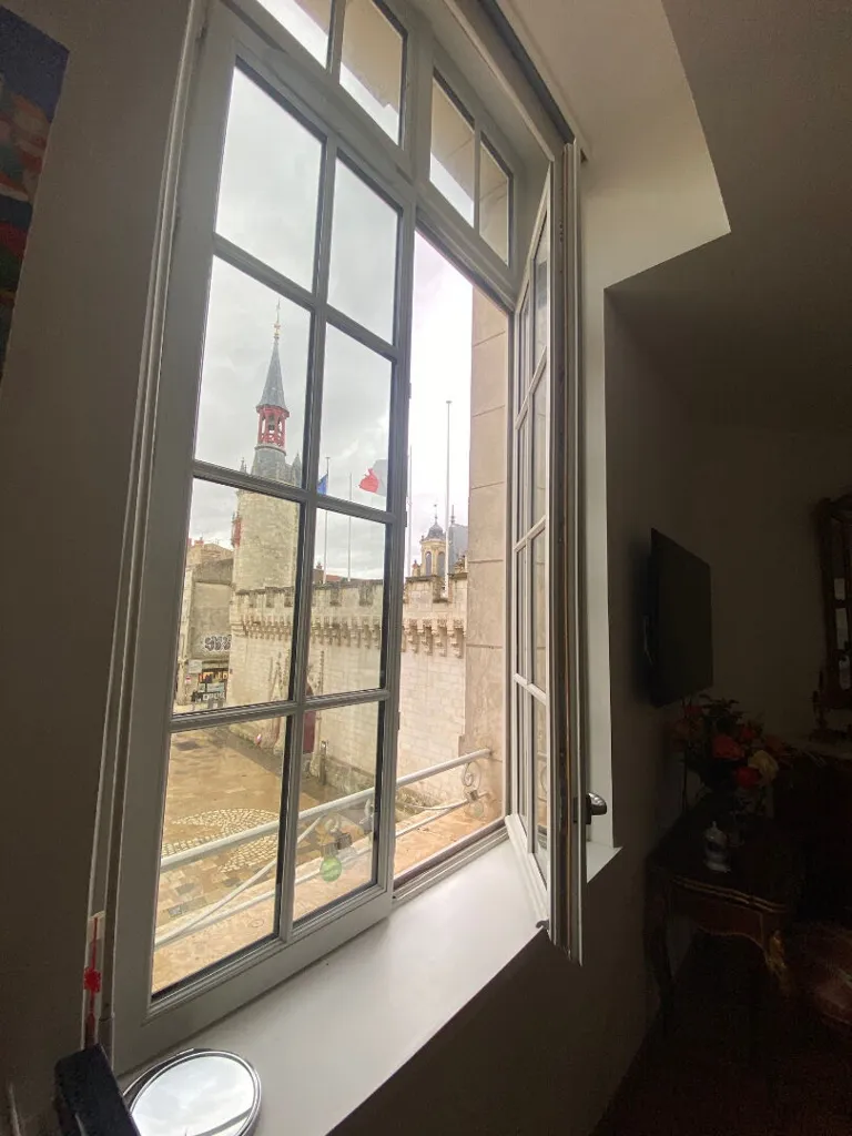 Toad - Luxury Apartment with Panoramic View in City Centre