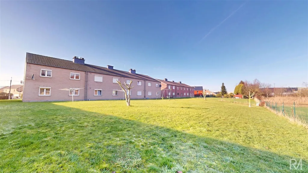 Jardin - Appartement 2 Chambres avec Balcon à Grâce-Hollogne