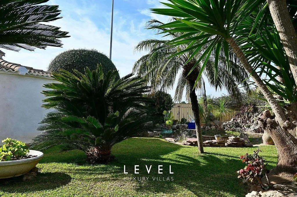 Jardin - Chalet with Pool in San Antonio de Benagéber