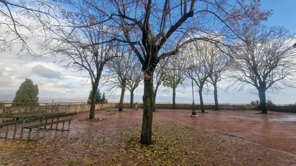 Ground Floor Apartment with Panoramic View in Todi