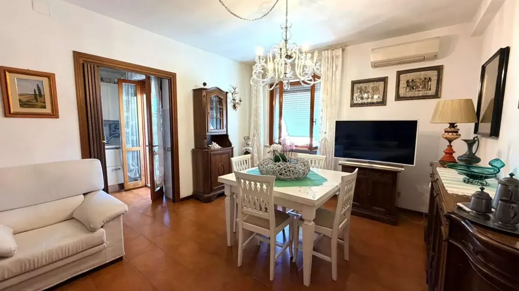 Söögituba - Apartment with Terrace in Calcinaia
