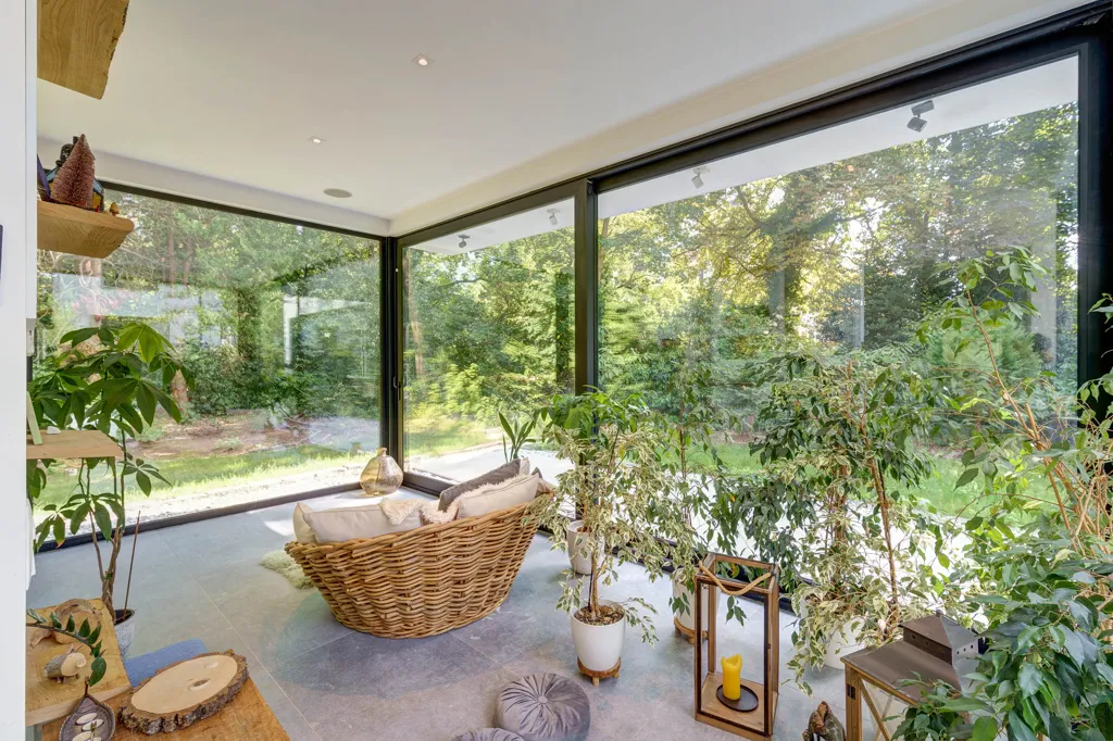 Séjour - Villa architecturale avec jardin et piscine à Schoten