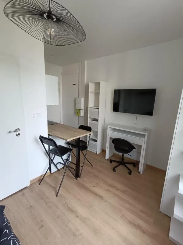 Bedrooms - Meubled Studio with Garden View in Nancy