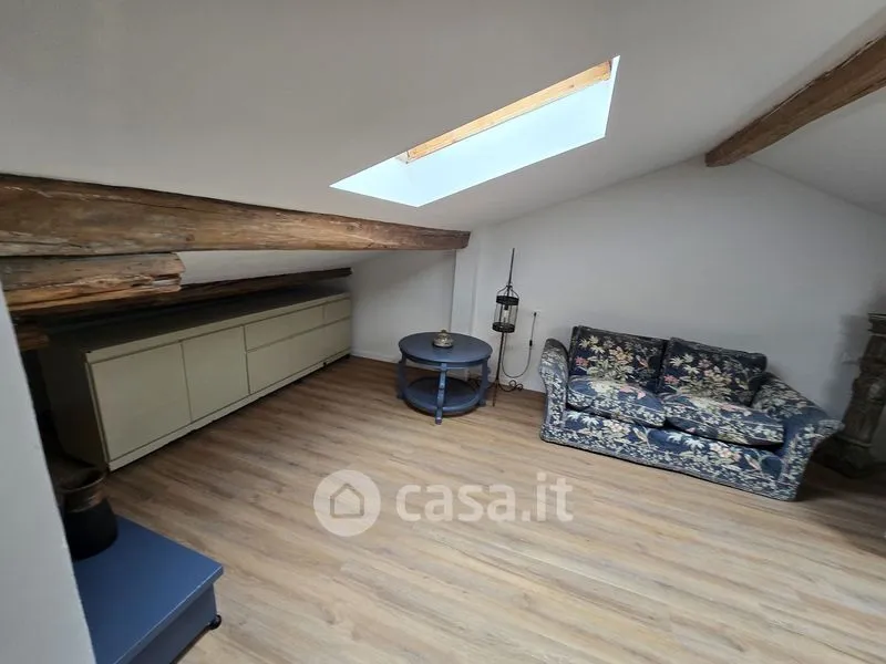 Toad - Rented Studio with Parking in Bologna