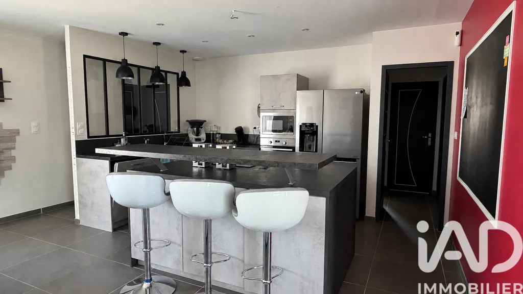 Cucina - Modern House with Pool in Méreau
