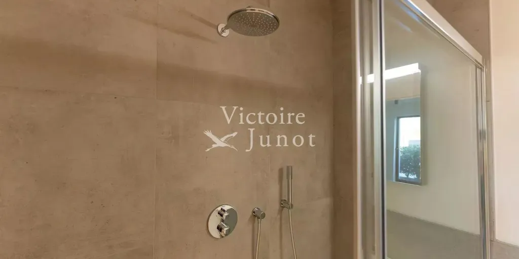 Salles de bain - Appartement avec Terrasse et Jardin à Sterrebeek