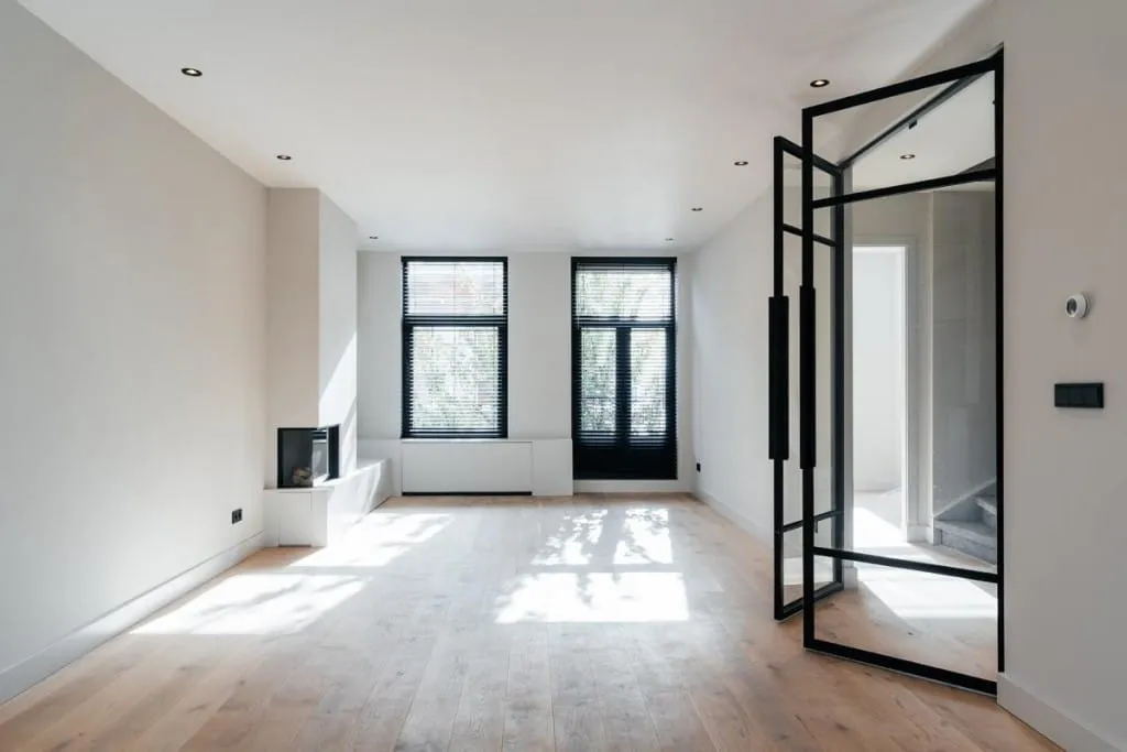 Entrée - Renovated Maisonette with Roof Terrace in Duinoord