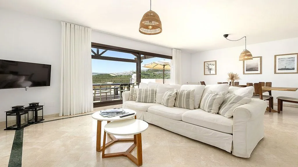 Soggiorno - Penthouse with Pool in Casares Costa