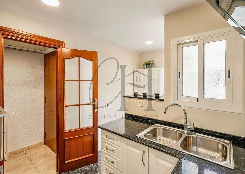 Kitchen - Apartment with Sea View in Roses, Castellbell