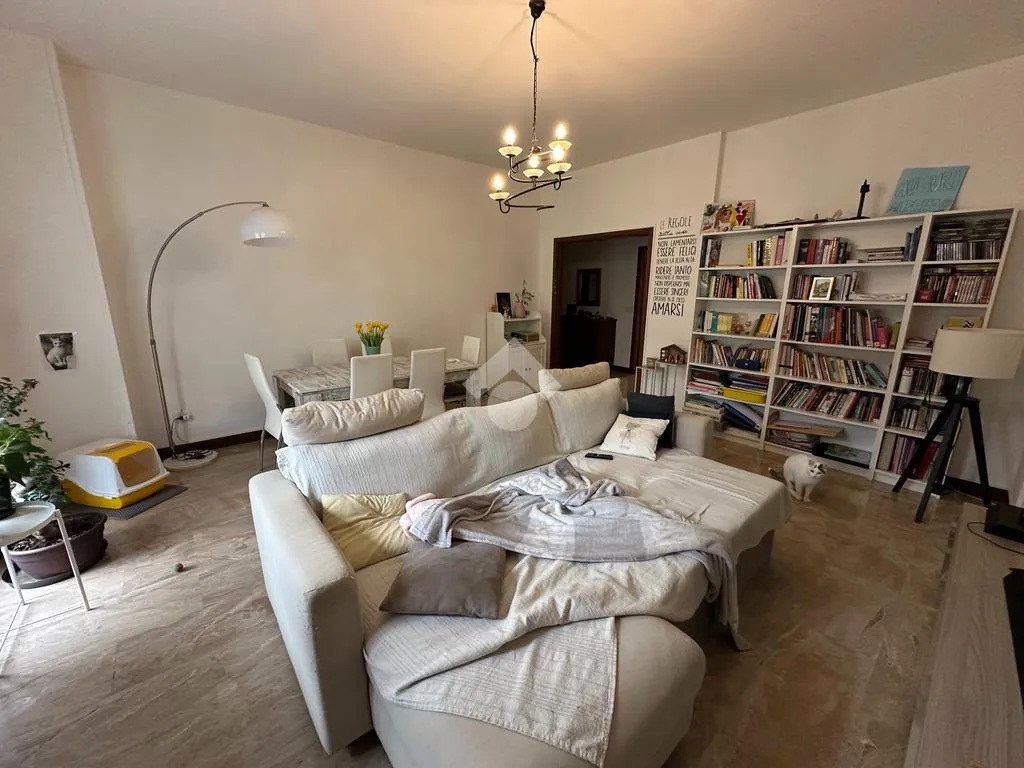 Séjour - Shared 4-Room Apartment near Brescia Metro