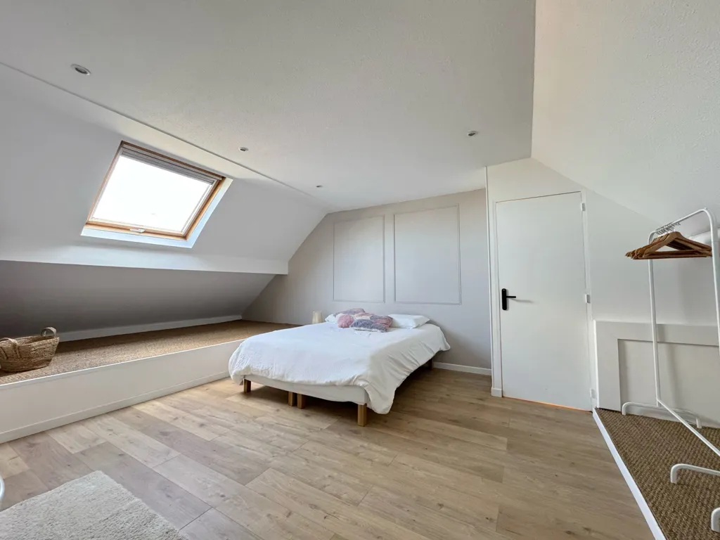 Magamistoad - Renovated Duplex with Balcony in Pontault-Combault