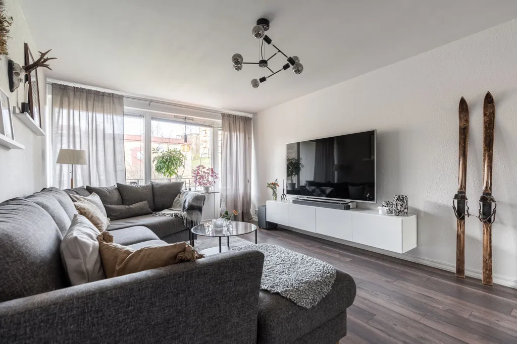 Séjour - Renovated Apartment with Balcony in Frösön