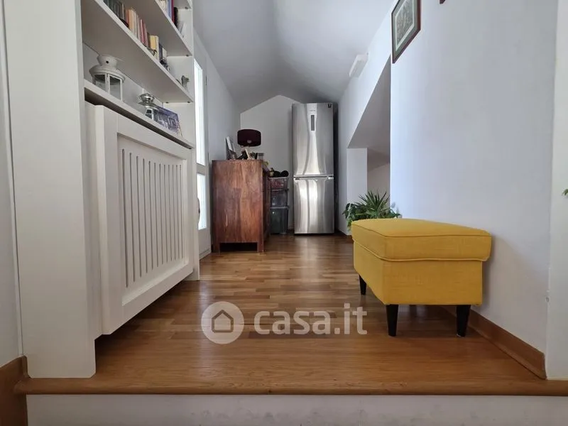 Entrée - Attico with Large Balcony in Trieste