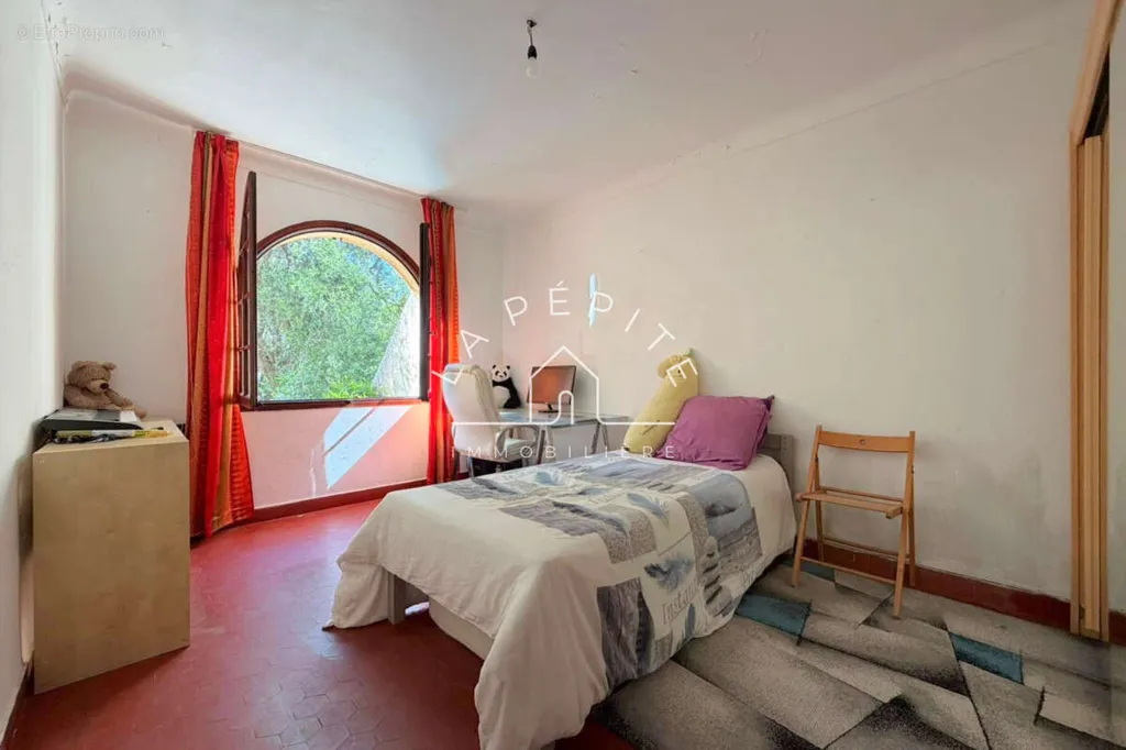 Magamistoad - Charming Provençal House with Sea View in Spéracèdes