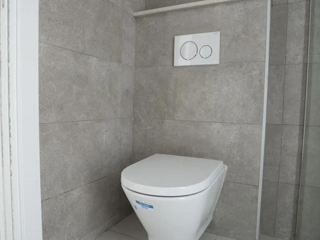 Bathrooms - Luxury Villa with Pool in Polop, Valencia