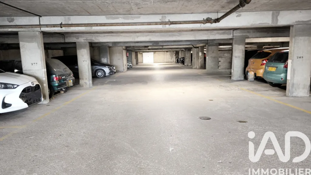 Garaaž - Secure Underground Parking in Villiers-le-Bel