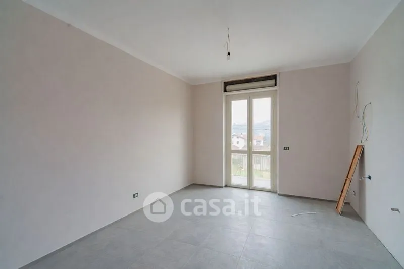 Pièces - Rented Flat with Balcony in Dronero