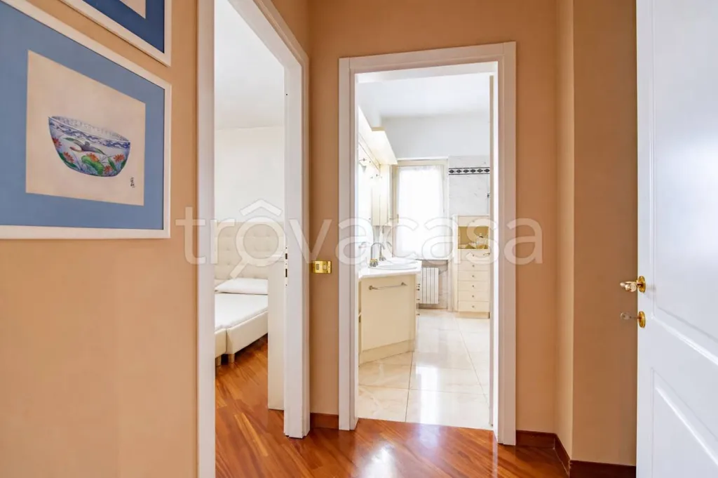 Esik - Luxury Villa with Private Park in Cornegliano Laudense