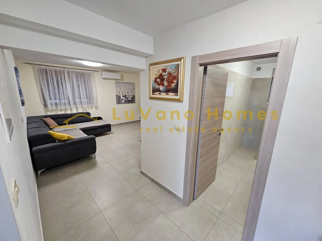 Esik - Modern Ground Floor Flat with Parking in Čavle