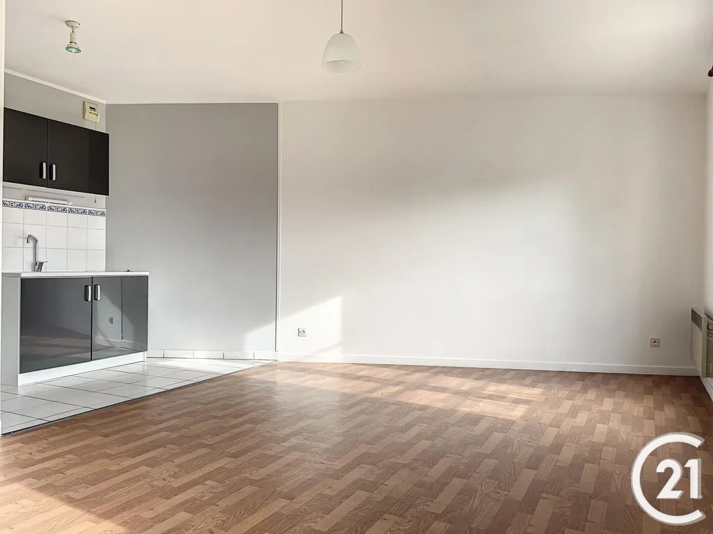 Köök - 2-Bedroom Flat with Parking in Provins