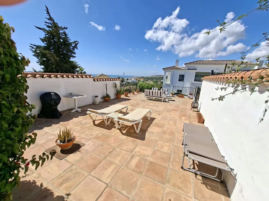 Terrasse - Townhouse with Pool in La Duquesa, Manilva