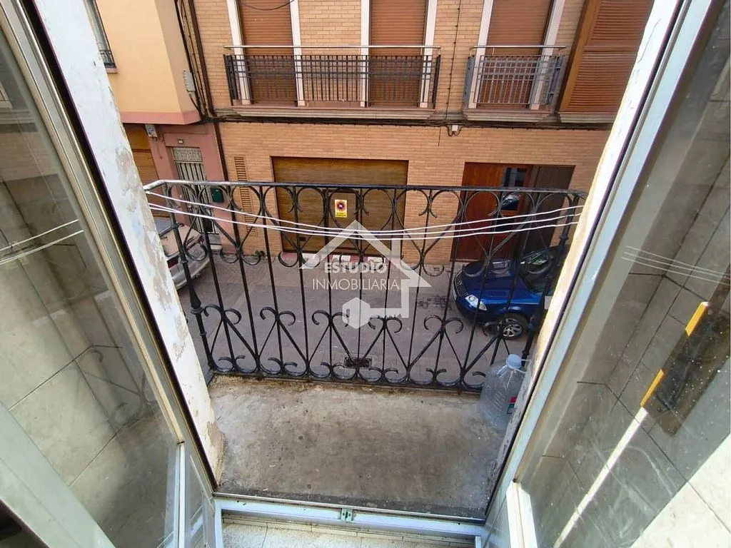 Balcon - House for Renovation with Loft in Mendavia