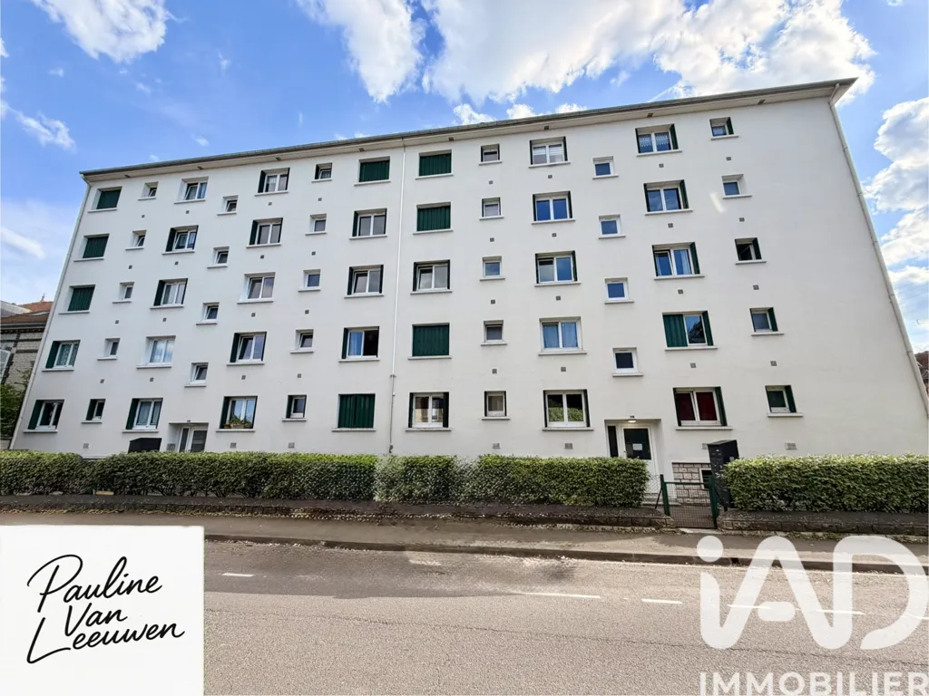 Extérieur - Appartement avec Balcon et Vue Dégagée à Sainte-Savine