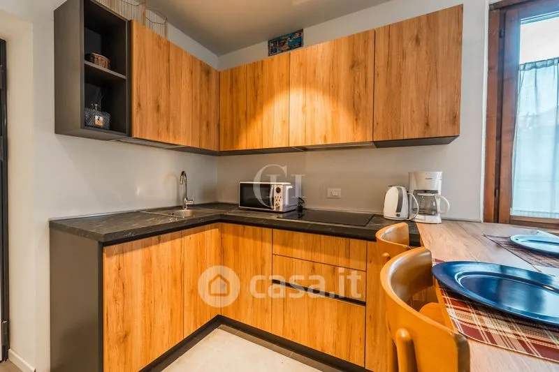 Kitchen - Centrally Located Flat with Sea View in Torbole